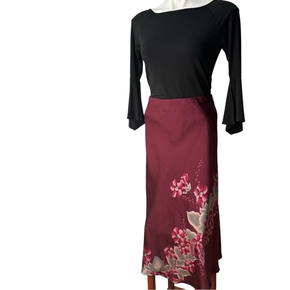 Banana Republic Y2K Burgundy Floral 100% Silk Shell Skirt. Sz 4 - Picture 4 of 14